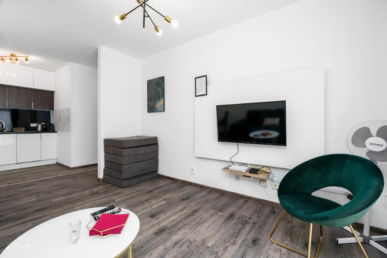 Sleepway Apartments- Garbary 100-46 Познан Екстериор снимка