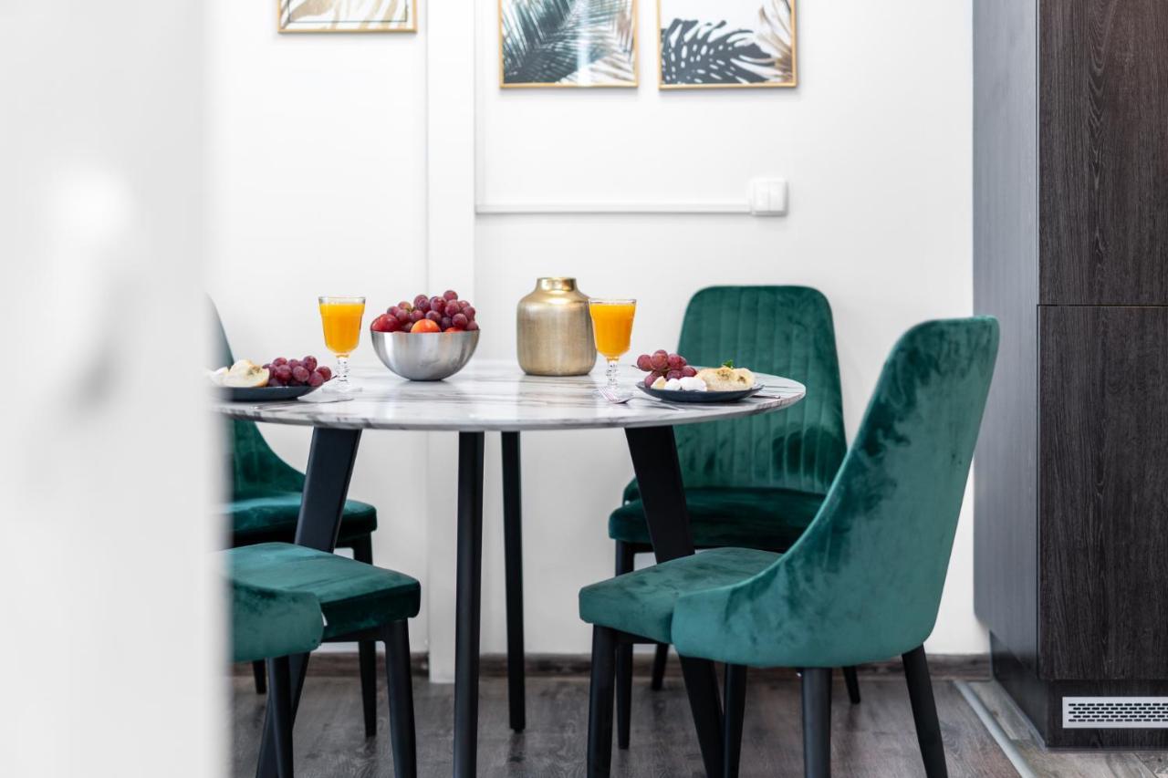 Sleepway Apartments- Garbary 100-46 Познан Екстериор снимка