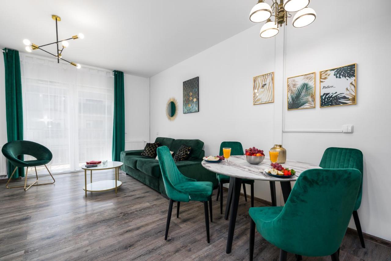Sleepway Apartments- Garbary 100-46 Познан Екстериор снимка