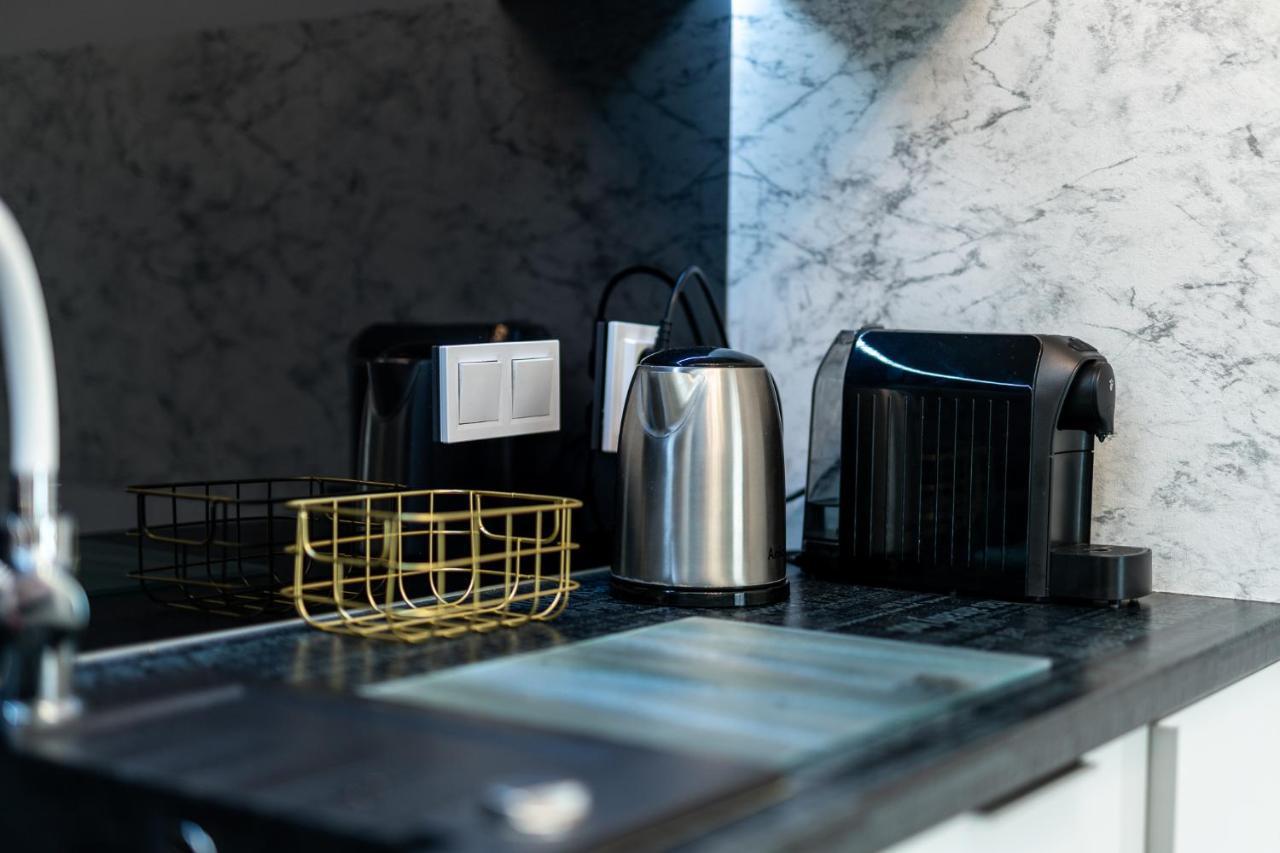 Sleepway Apartments- Garbary 100-46 Познан Екстериор снимка