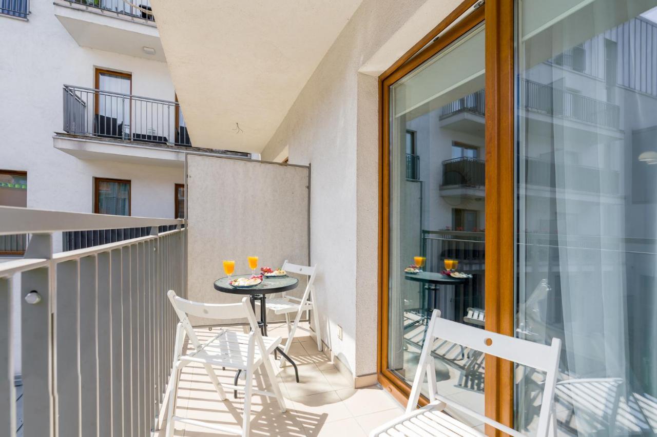 Sleepway Apartments- Garbary 100-46 Познан Екстериор снимка