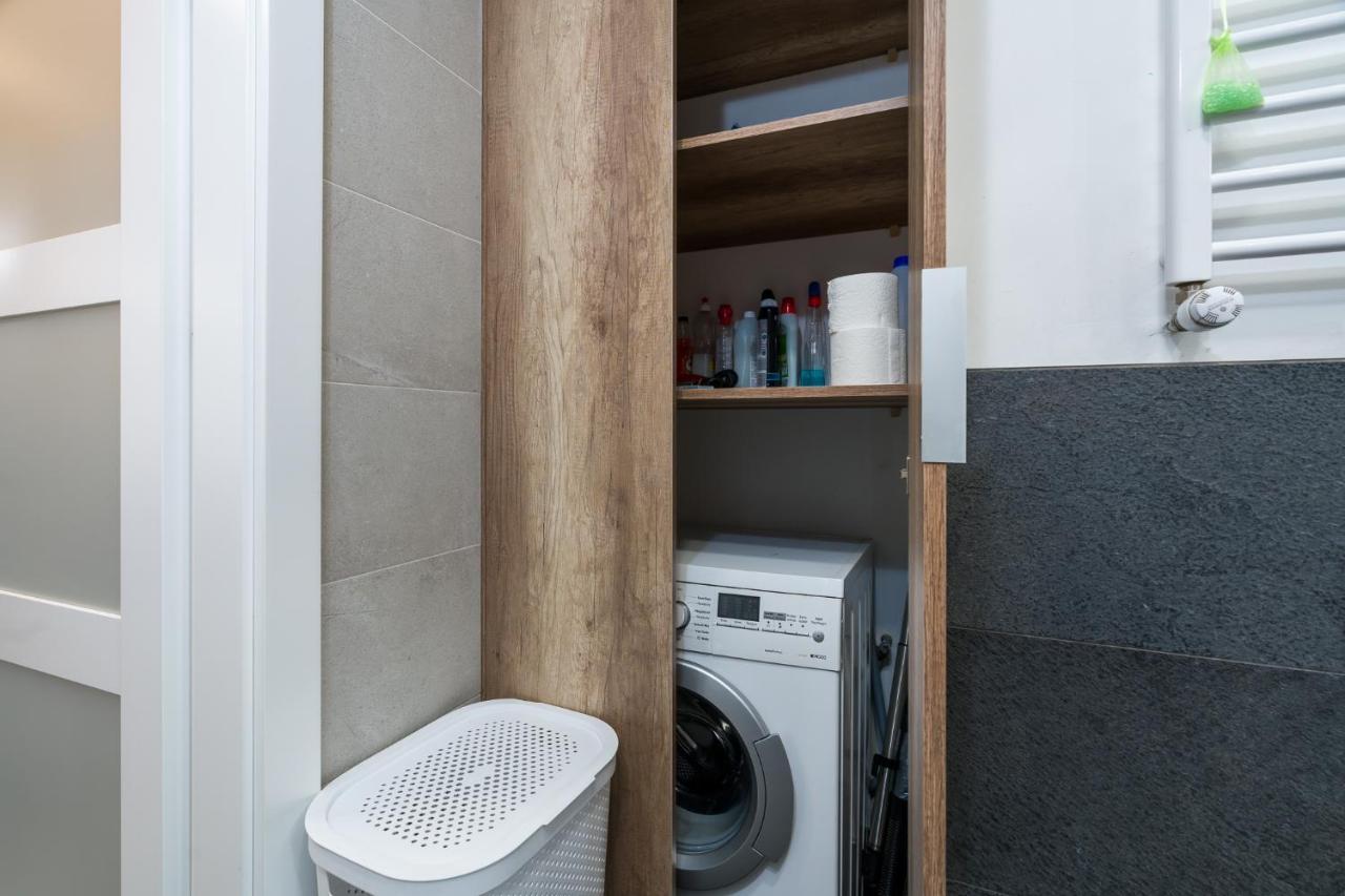 Sleepway Apartments- Garbary 100-46 Познан Екстериор снимка
